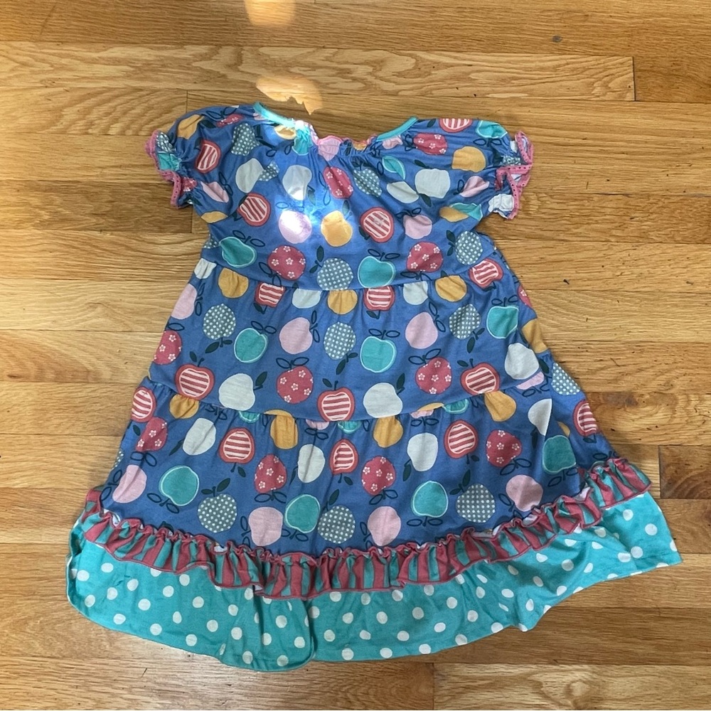 Size 6 Matilda Jane nightgown